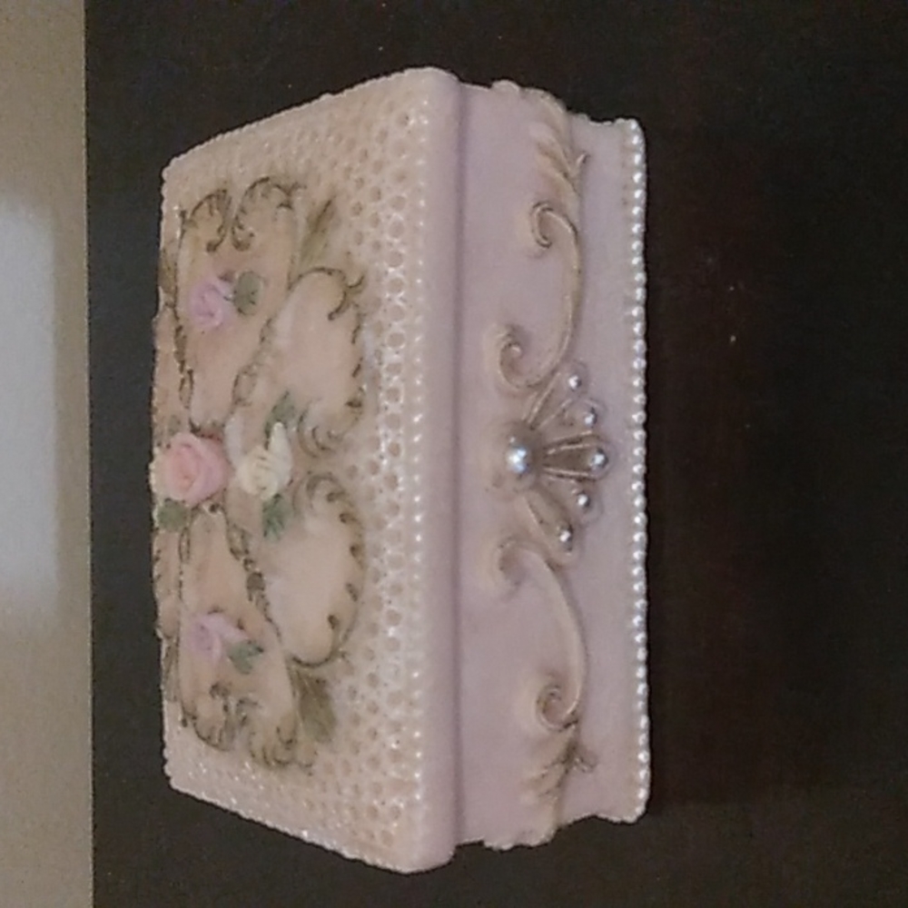 Antique Carved Soapstone trinket box